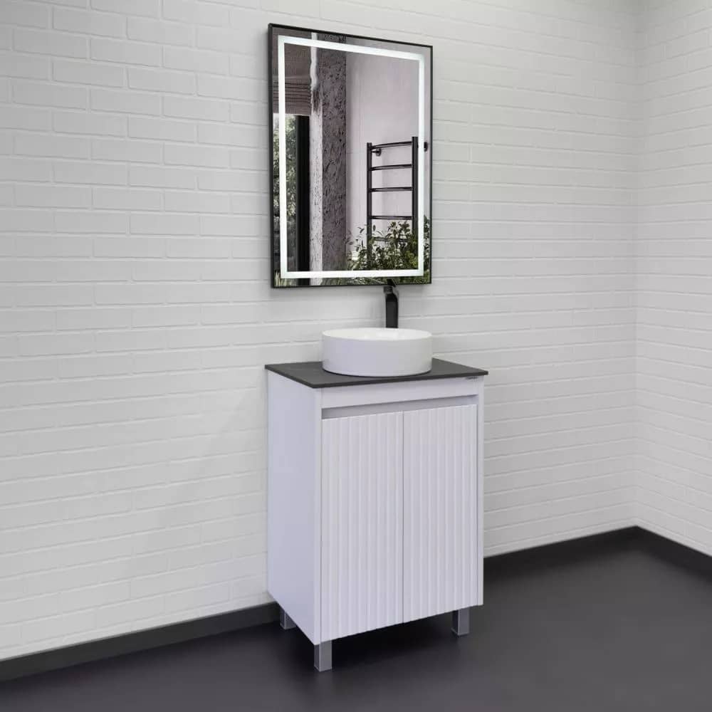 Зеркало в черной раме 60 см Comforty Онега 60 LED-подсветка, бесконтактный сенсор